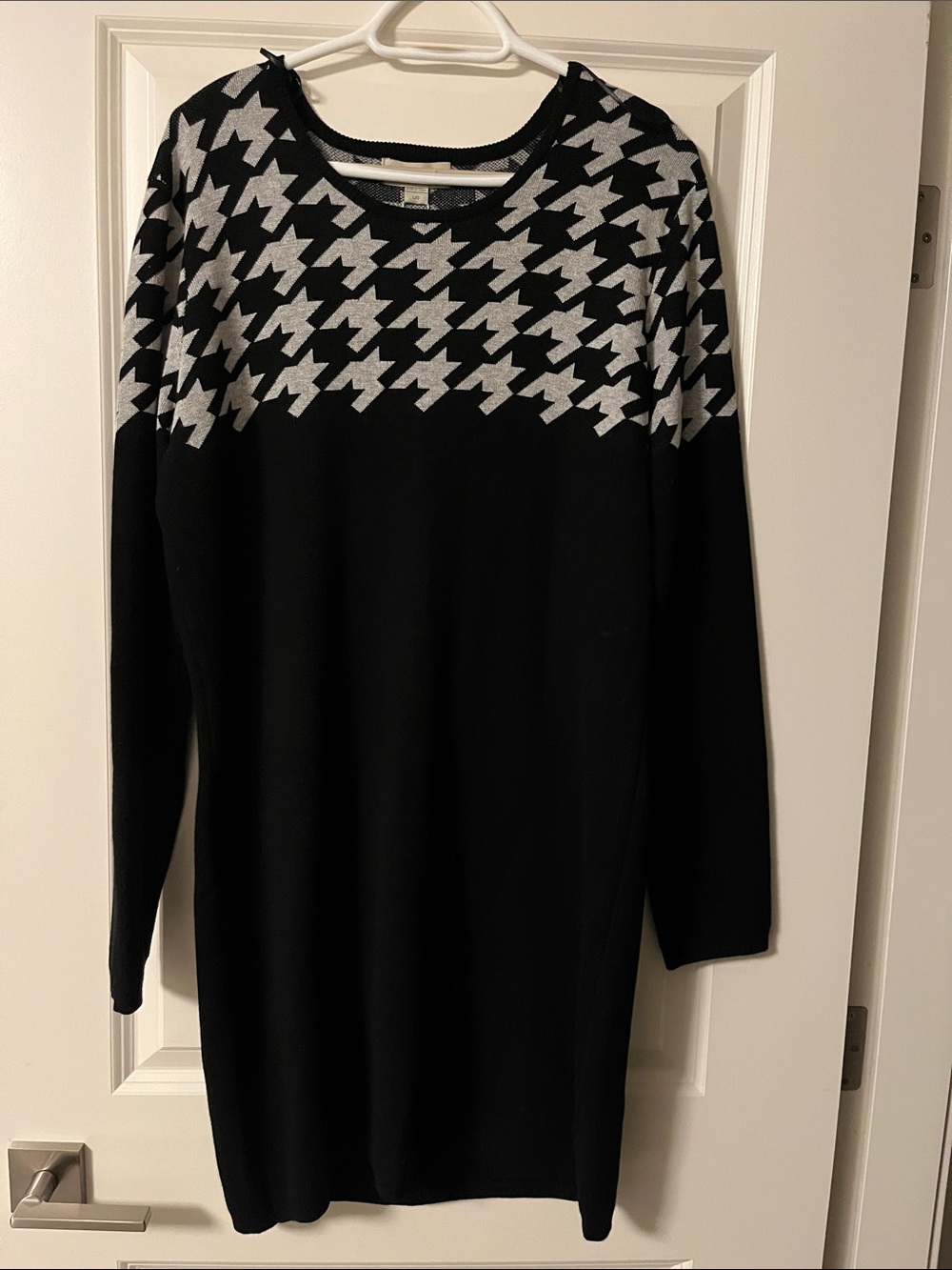 Charlie Paige Black and White Houndstooth Knit Dress